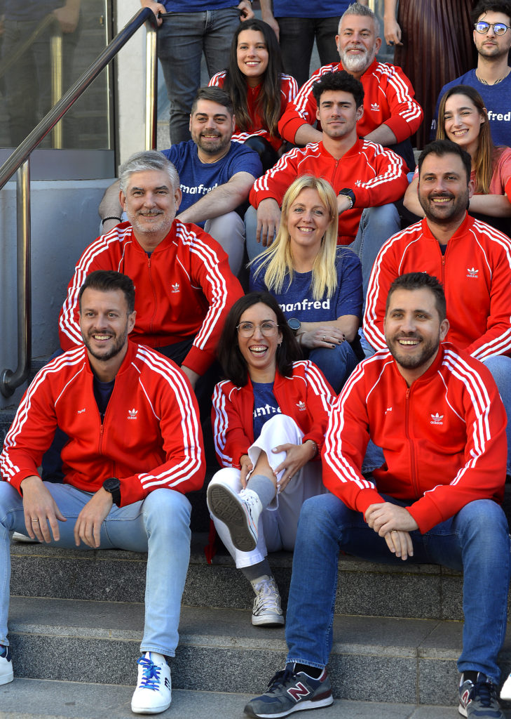 El equipo de Manfred en la Xuntanza de Sevilla, 2022